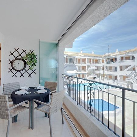 Relax Apartment Torrevieja Exterior photo
